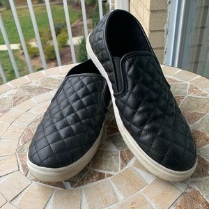NY&C: Quilted Slip-On Sneaker